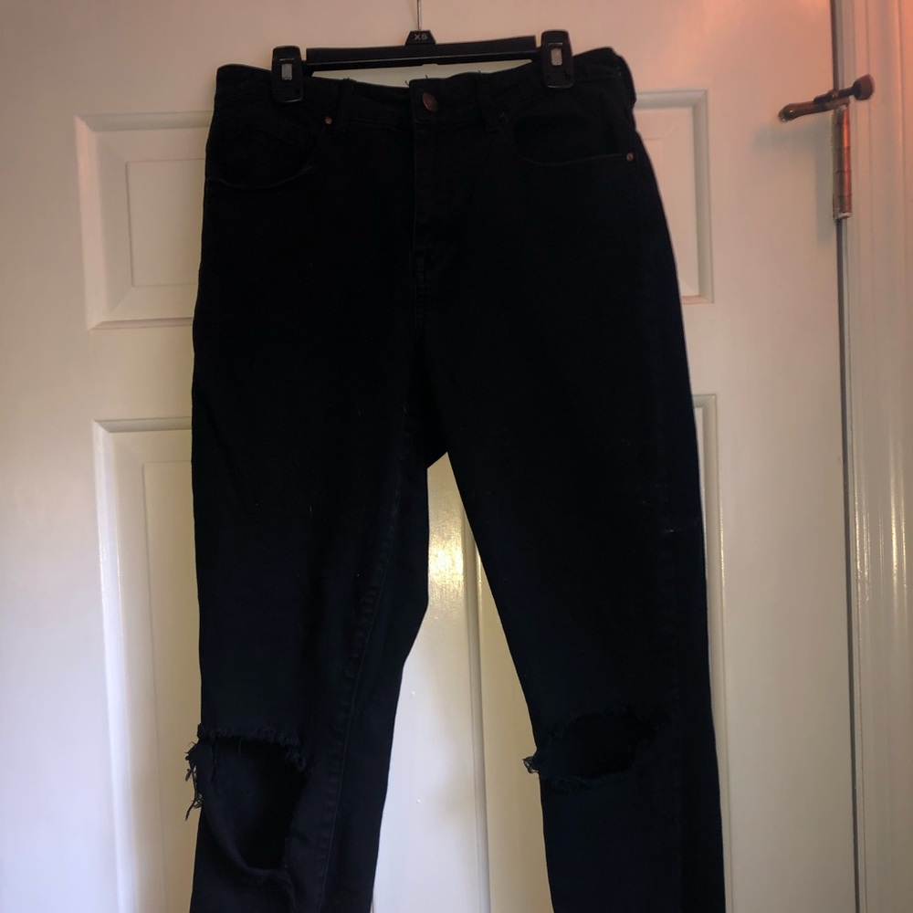 Black ripped jeans